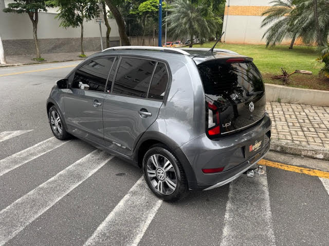 Volkswagen up! cross Cinza