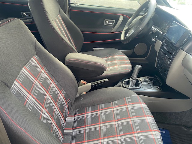 Volkswagen Santana Prata