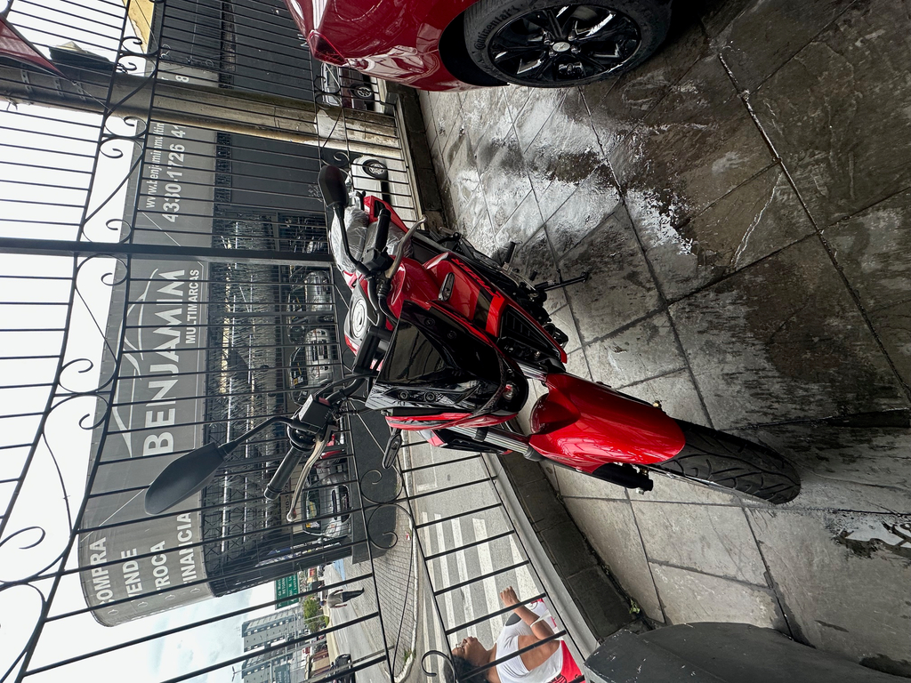 Yamaha FZ25 Vermelho