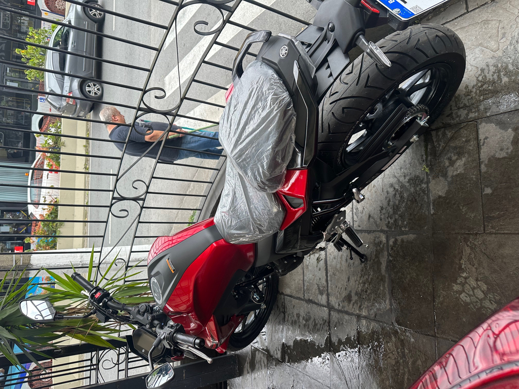 Yamaha FZ25 Vermelho