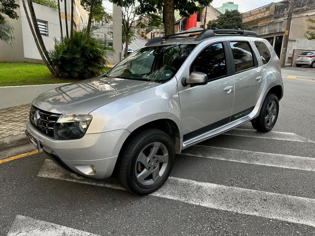 Renault Duster Prata
