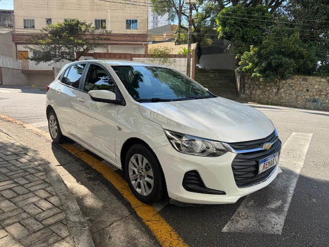 Chevrolet Onix Branco