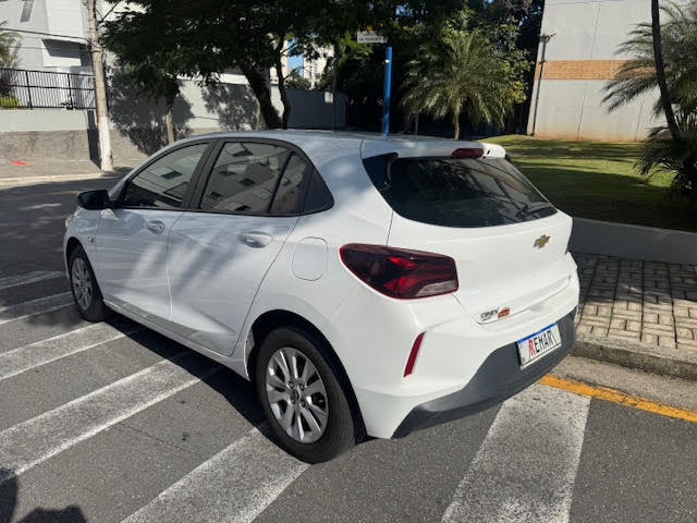Chevrolet Onix Branco