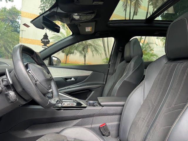 Peugeot 3008 Cinza