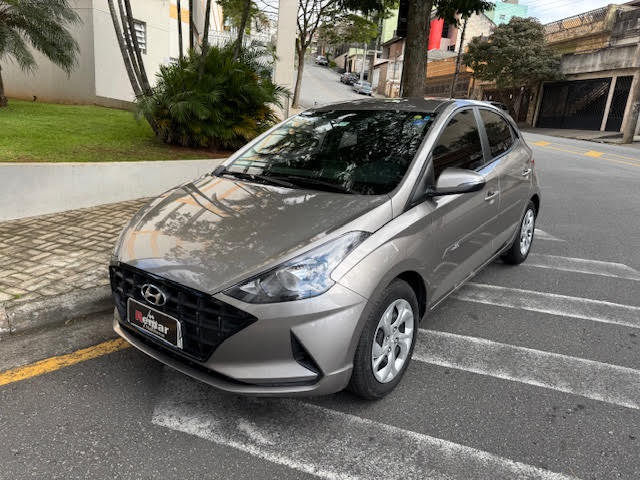 Hyundai HB20S Prata