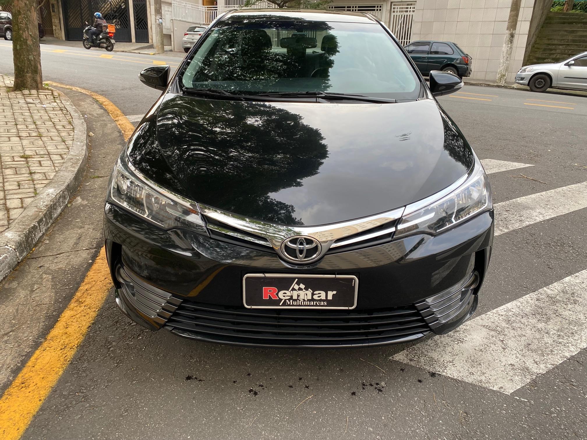 Toyota Corolla Preto