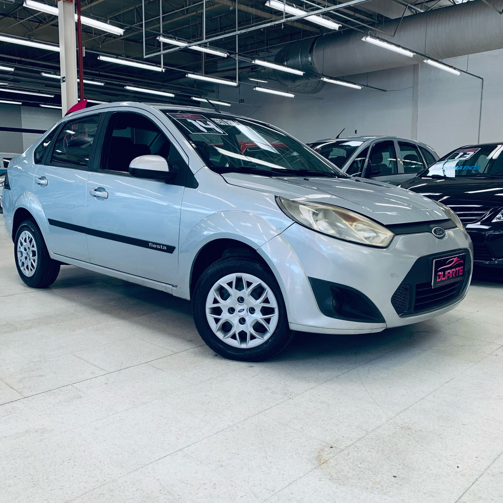 Ford Fiesta Sedan
