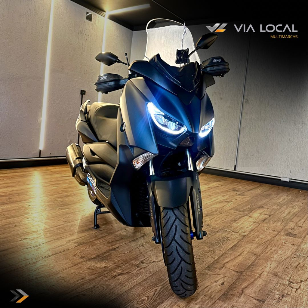 Yamaha XMAX