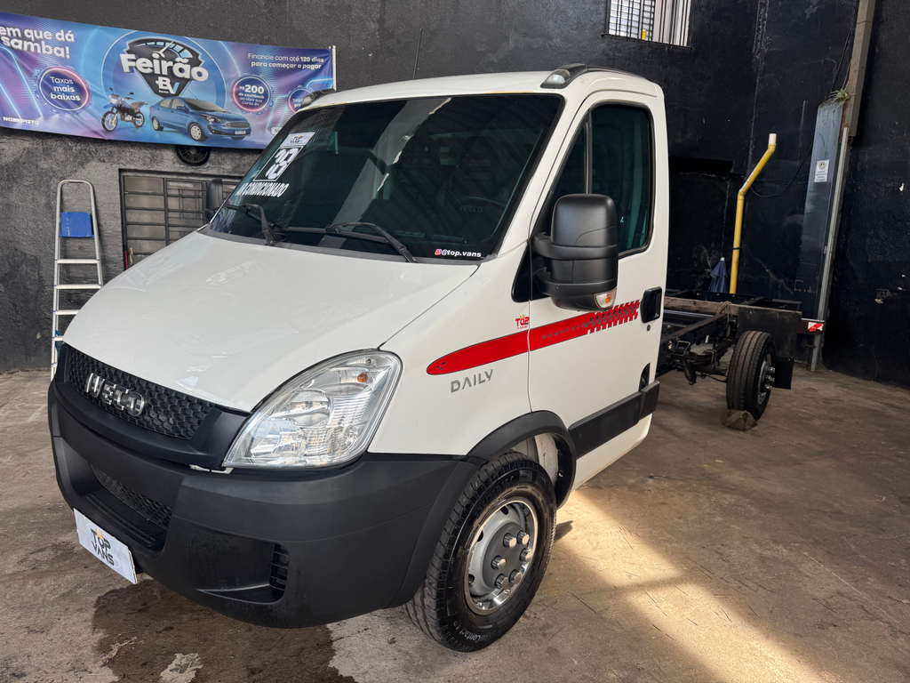 Iveco DAILY CHASSI
