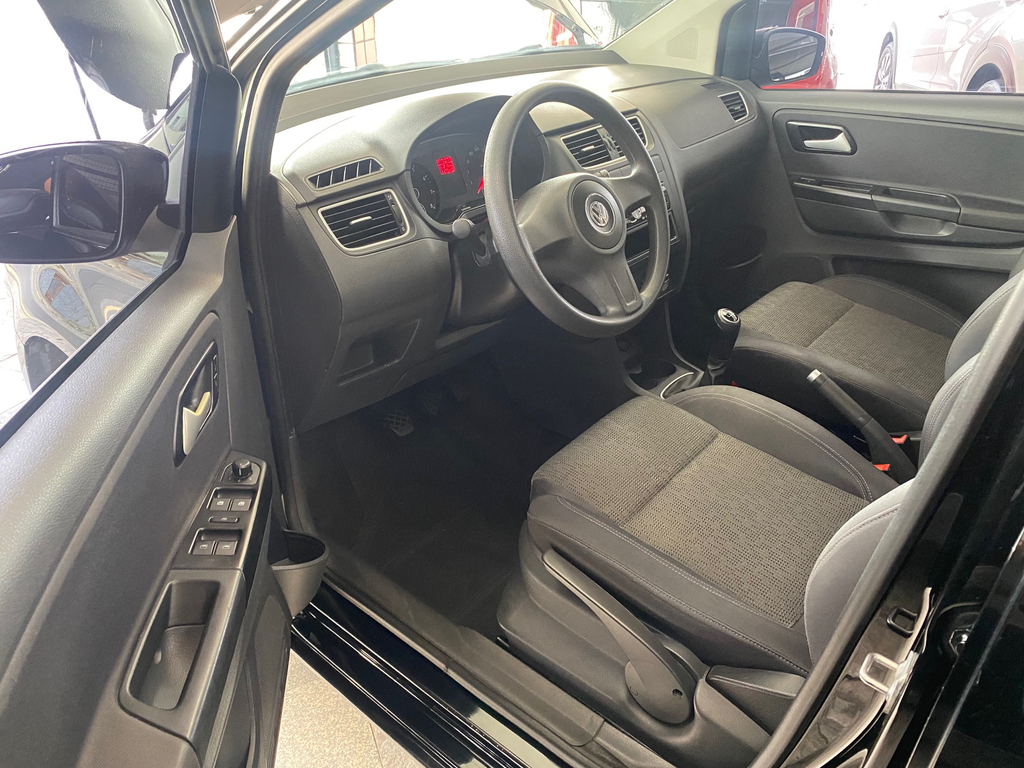 Volkswagen Fox Preto