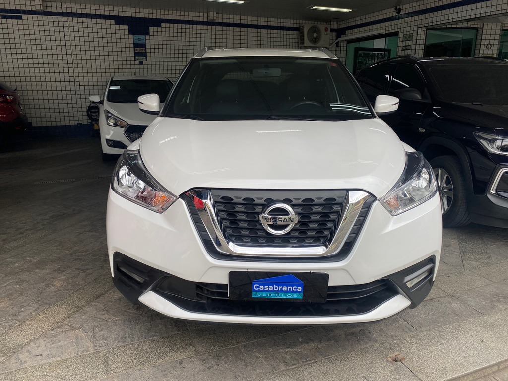 Nissan Kicks Branco