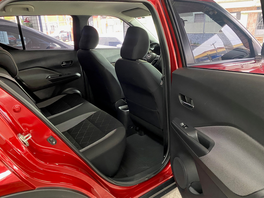Nissan Kicks Vermelho