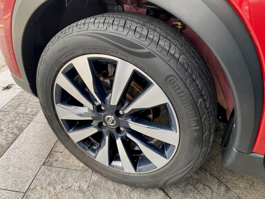 Nissan Kicks Vermelho