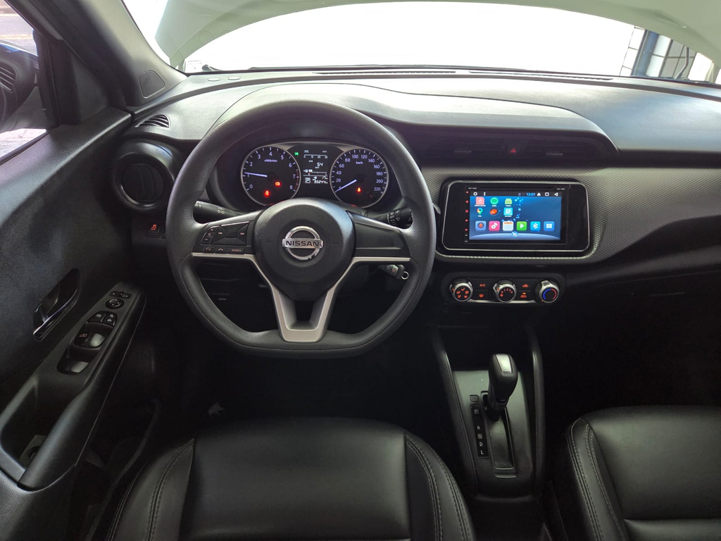Nissan Kicks Branco