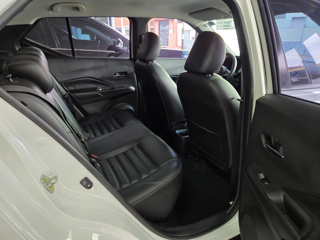 Nissan Kicks Branco