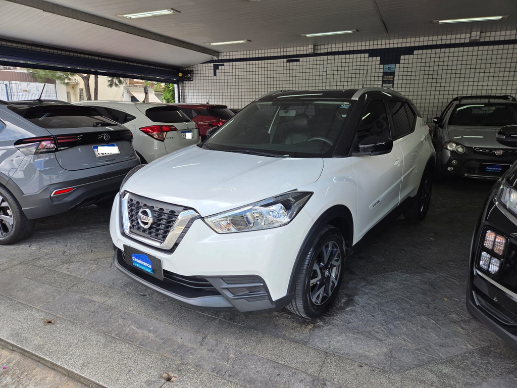 Nissan Kicks Branco