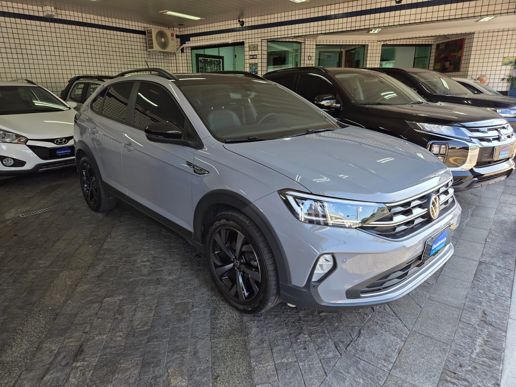 Volkswagen Nivus Cinza