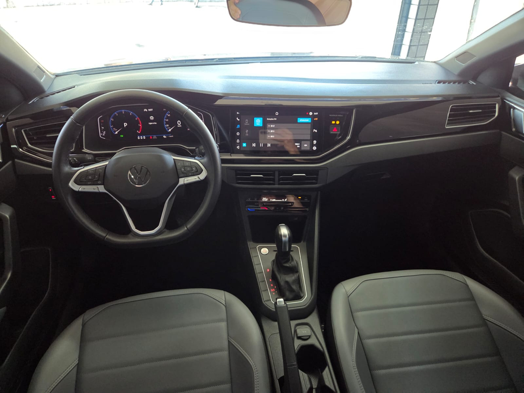 Volkswagen Nivus Cinza