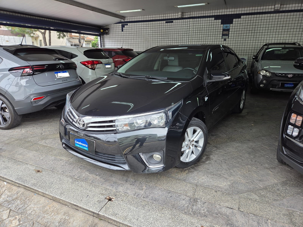Toyota Corolla Preto