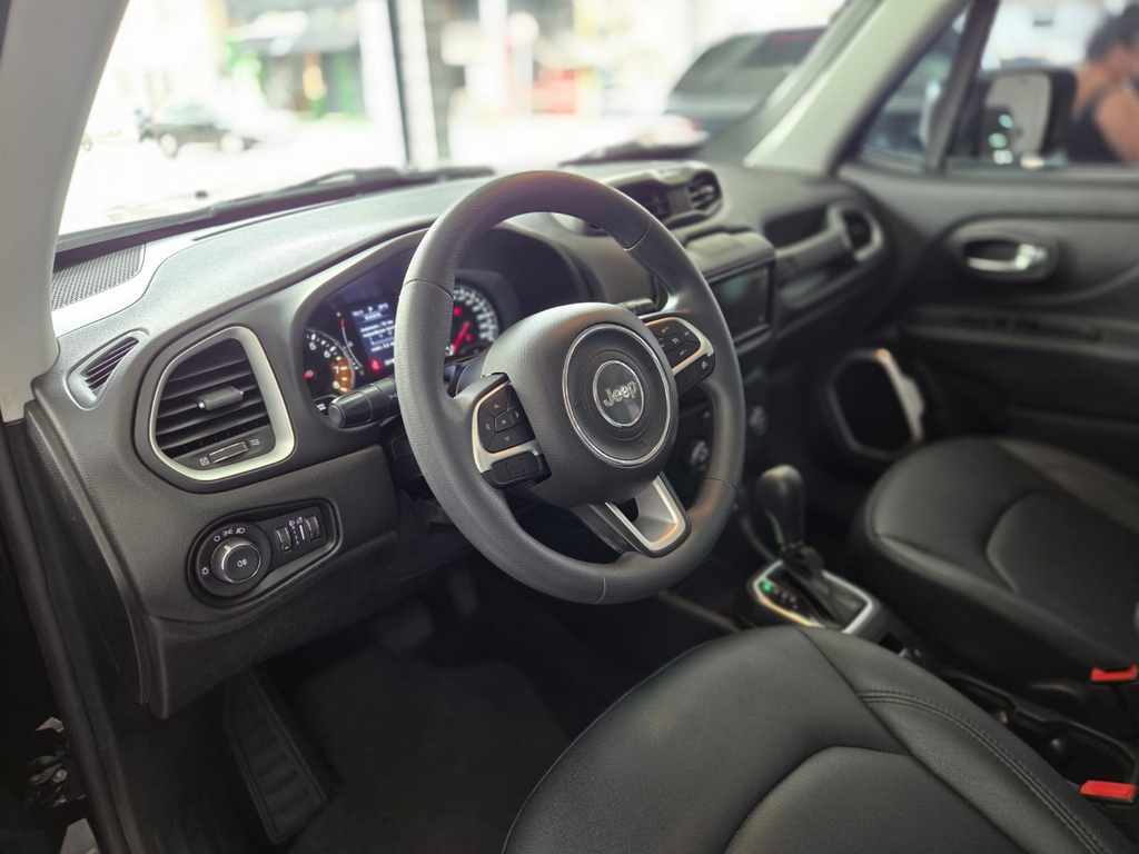 Jeep Renegade Preto