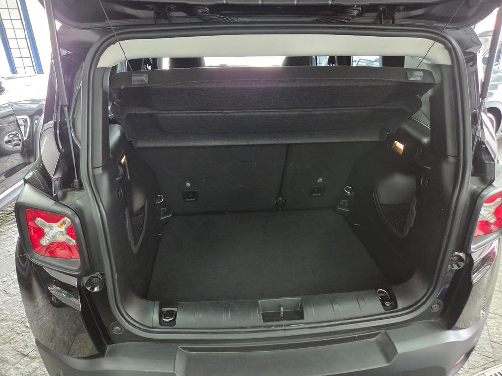 Jeep Renegade Preto