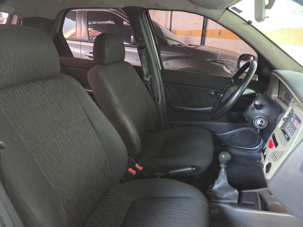 Fiat Palio Prata