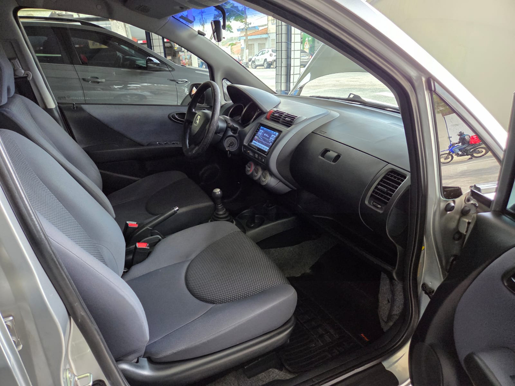 Honda Fit Prata