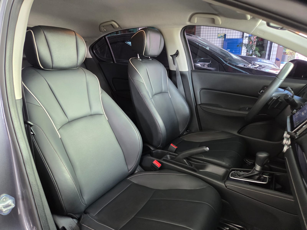 Honda City Cinza