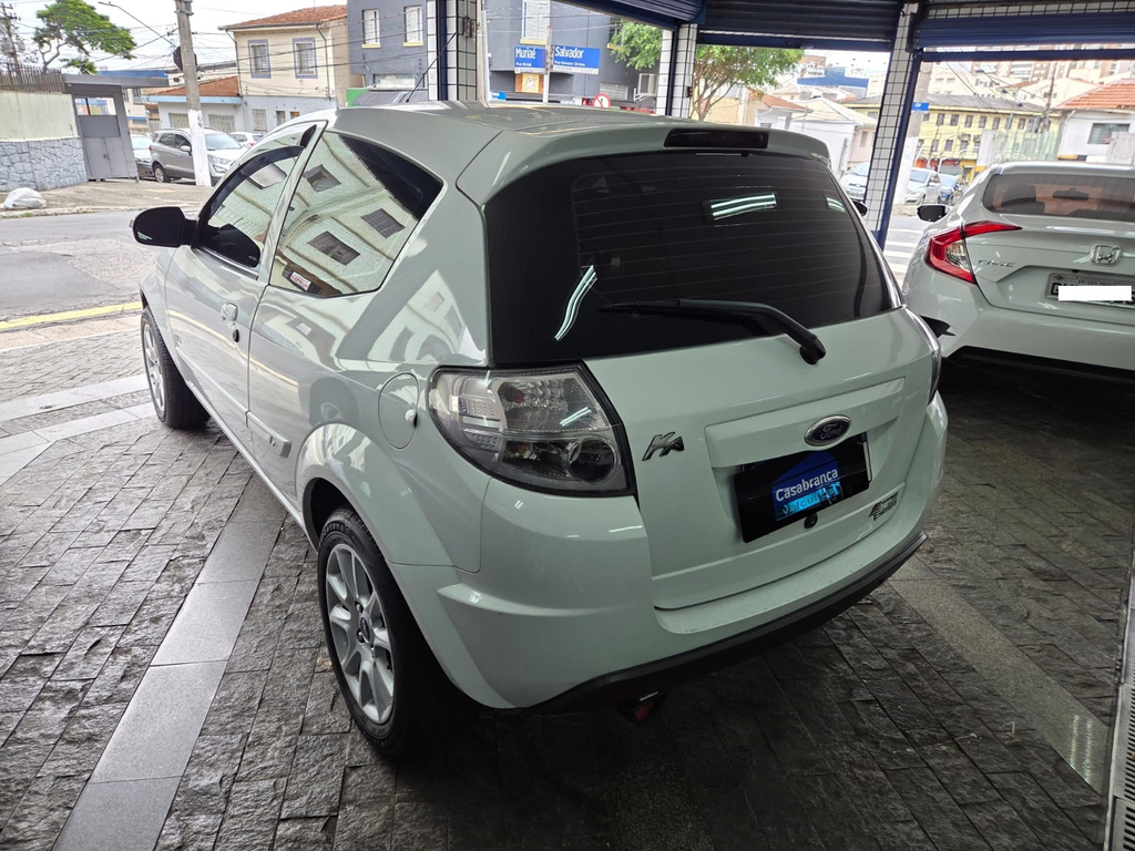 Ford Ka Hatch Branco