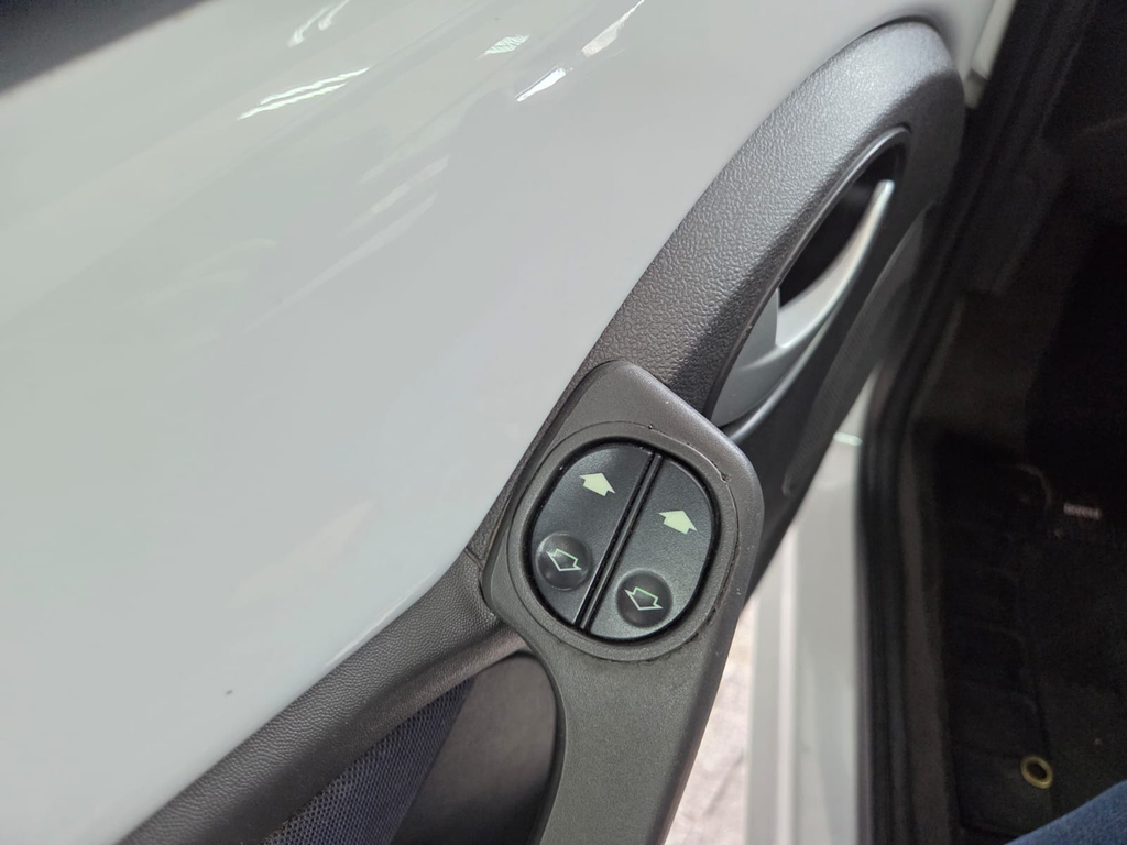 Ford Ka Hatch Branco