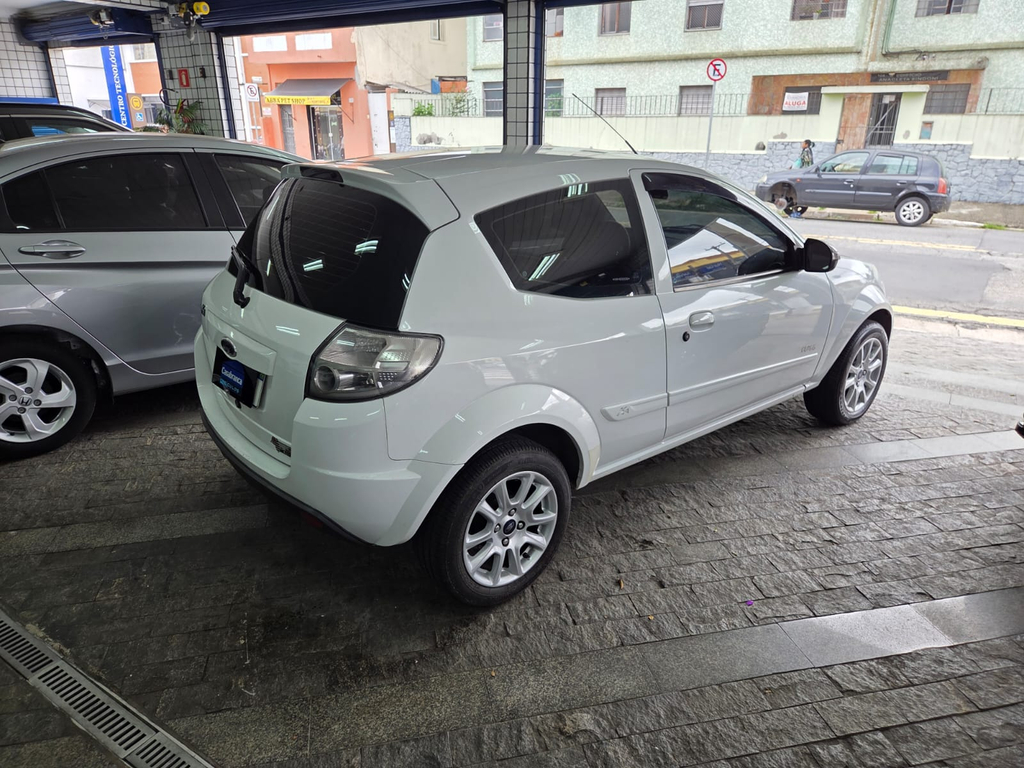 Ford Ka Hatch Branco
