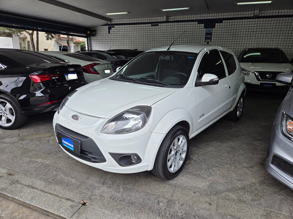 Ford Ka Hatch Branco