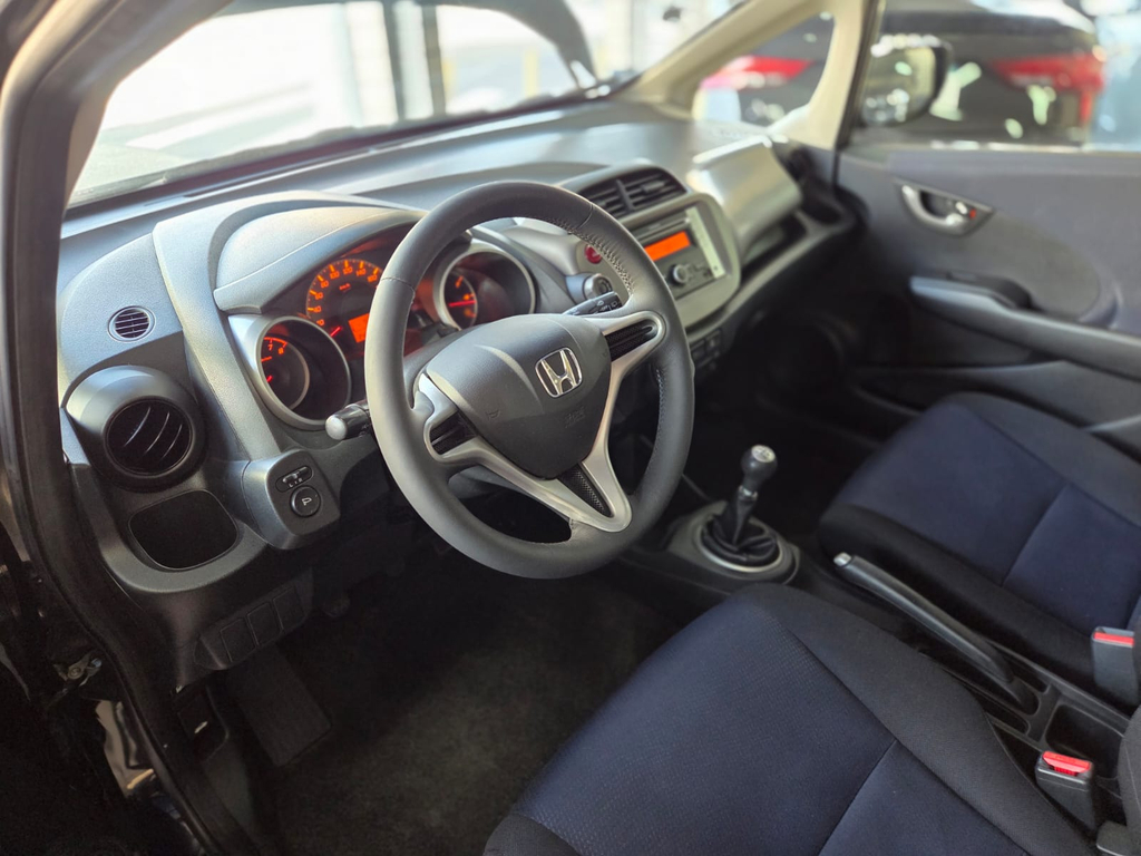 Honda Fit Preto
