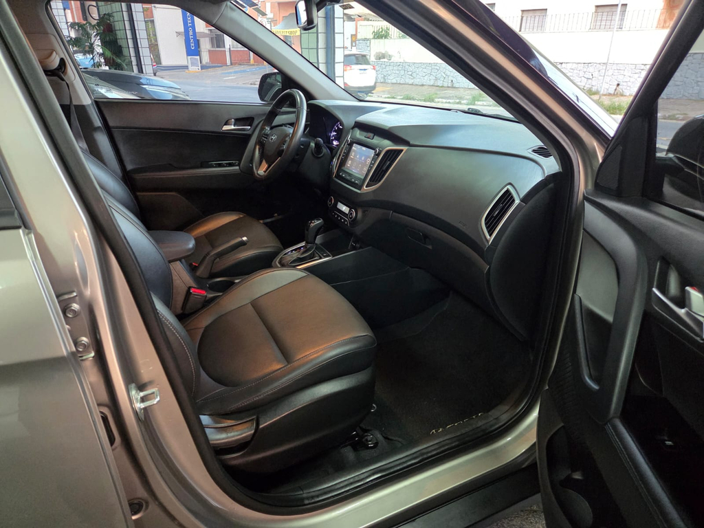 Hyundai Creta Prata