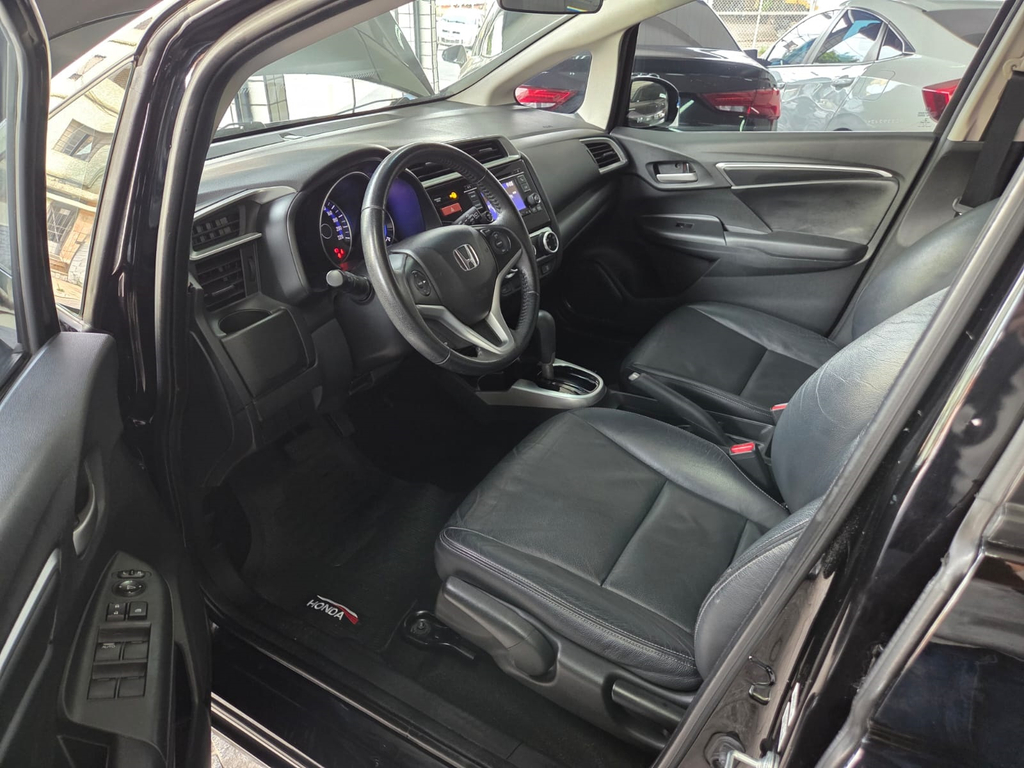 Honda Fit Preto