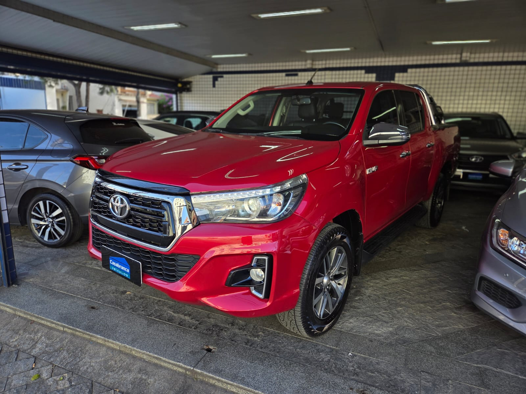 Toyota Hilux Vermelho