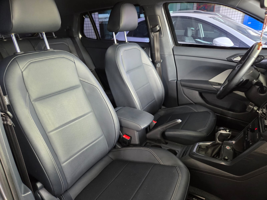 Volkswagen T-Cross Cinza