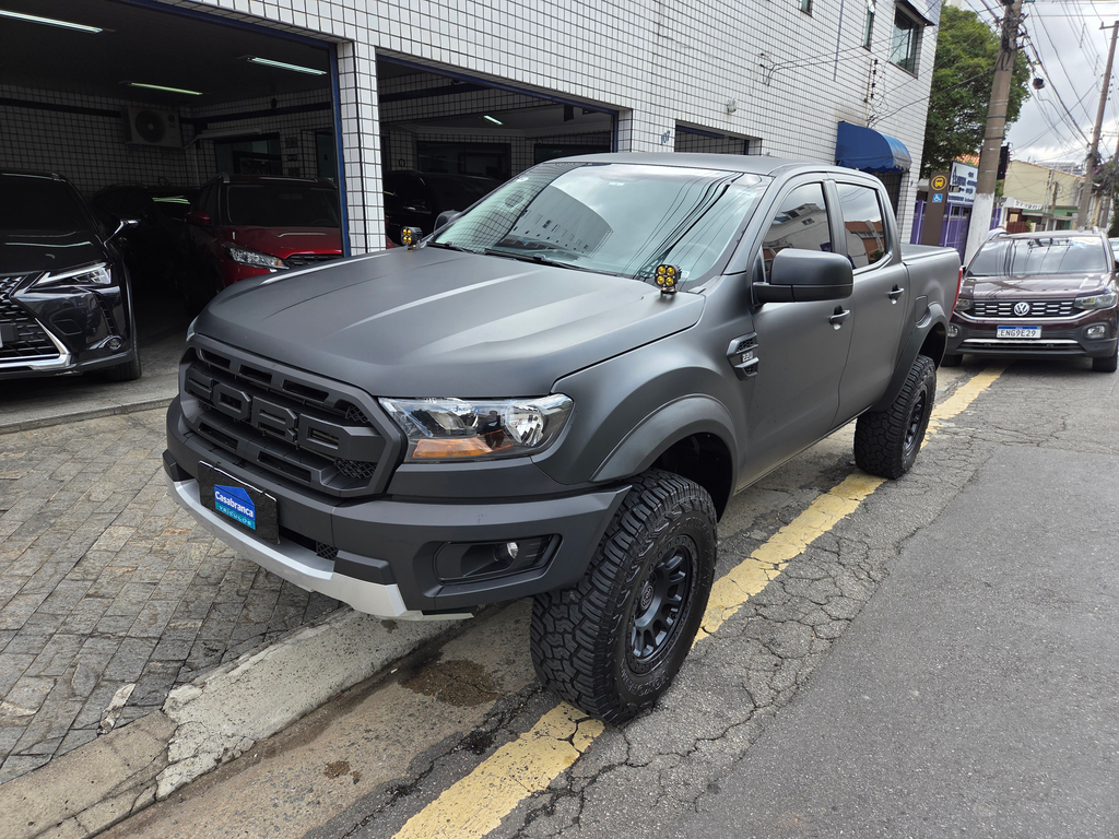 Ford Ranger Preto