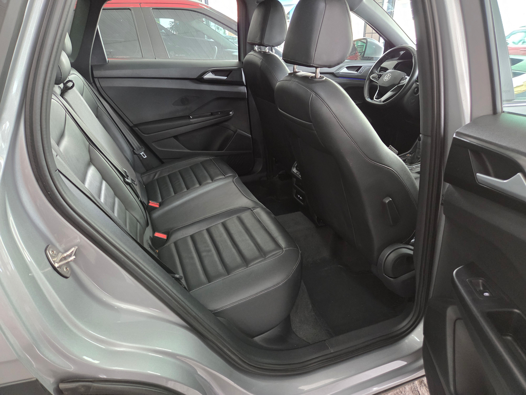 Volkswagen TAOS Prata