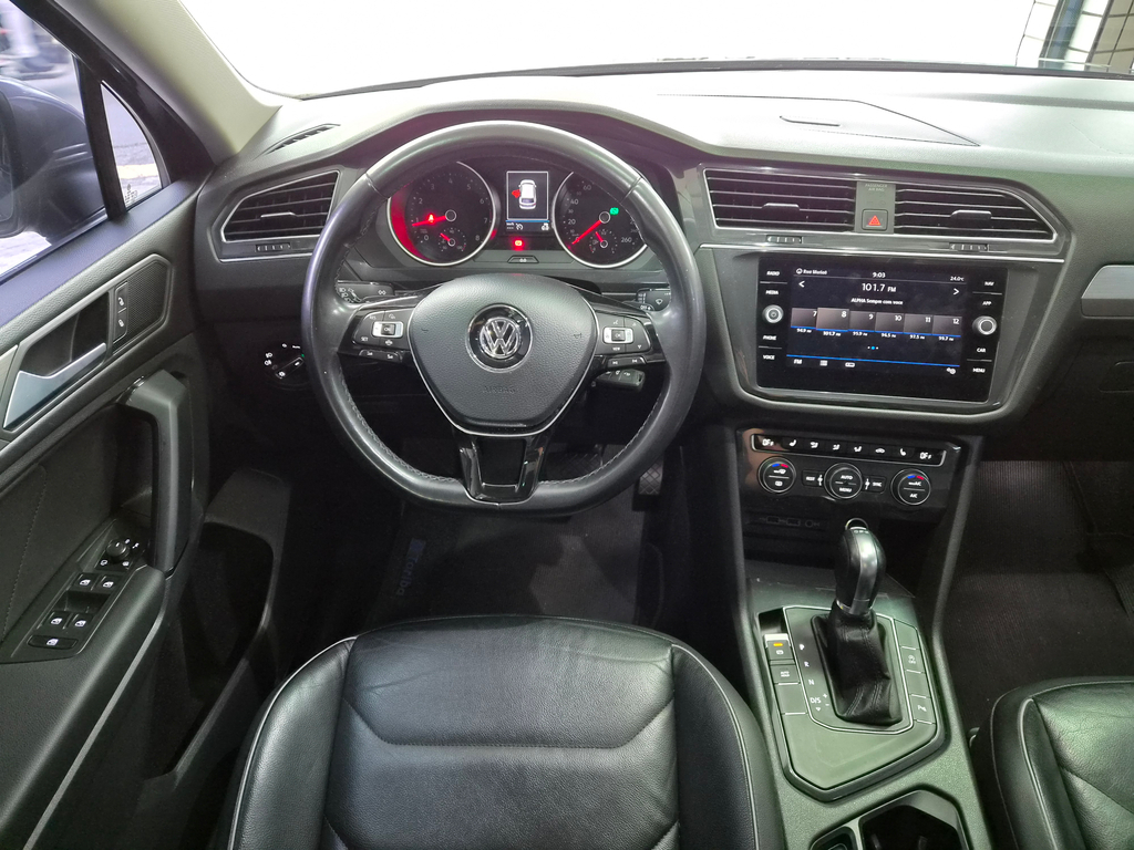 Volkswagen Tiguan Cinza