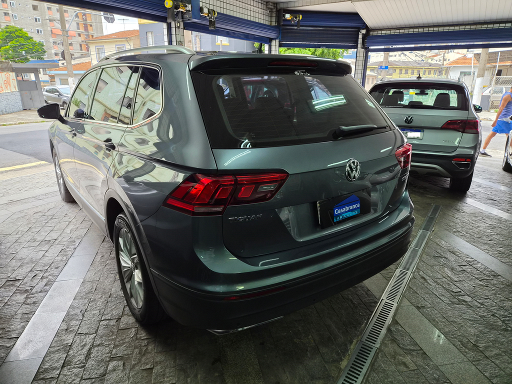 Volkswagen Tiguan Cinza