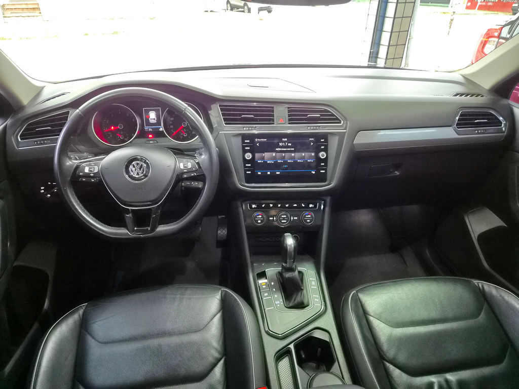 Volkswagen Tiguan Cinza