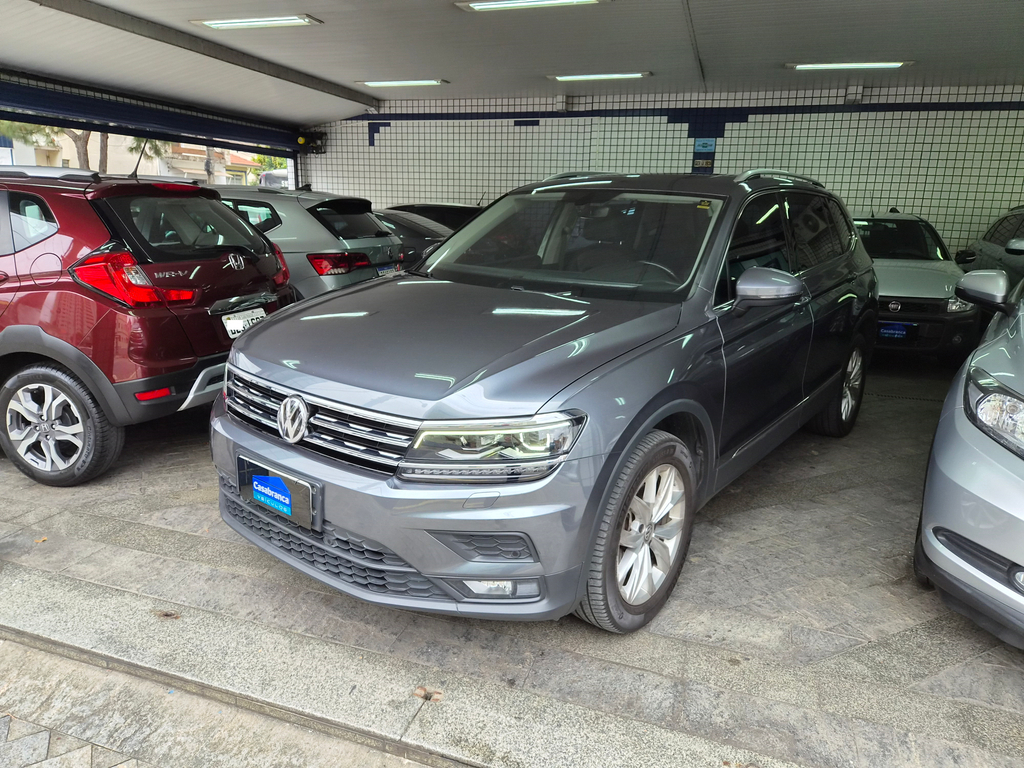 Volkswagen Tiguan Cinza