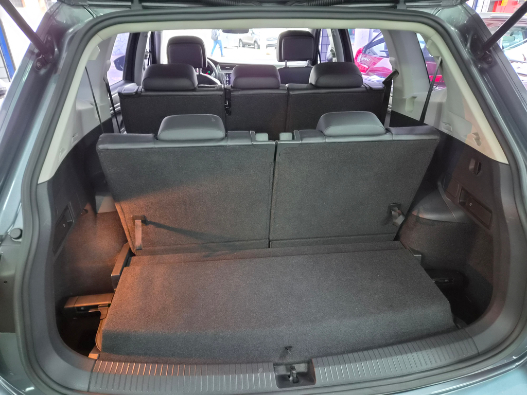 Volkswagen Tiguan Cinza