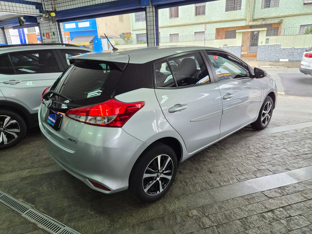 Toyota Yaris Prata