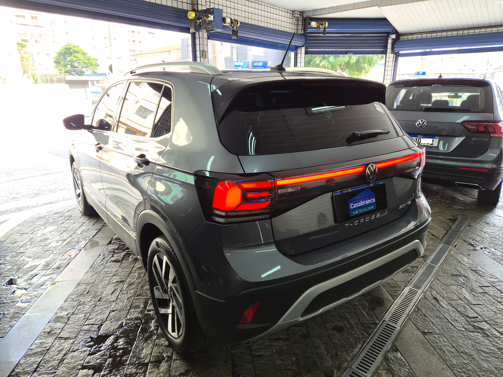 Volkswagen T-Cross Cinza