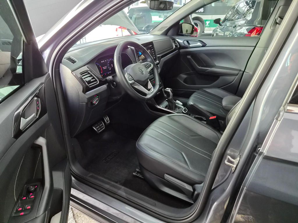 Volkswagen T-Cross Cinza