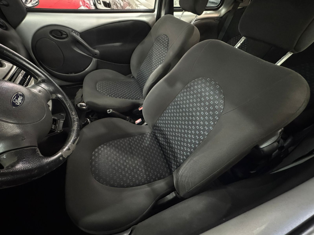 Ford Ka Hatch Prata
