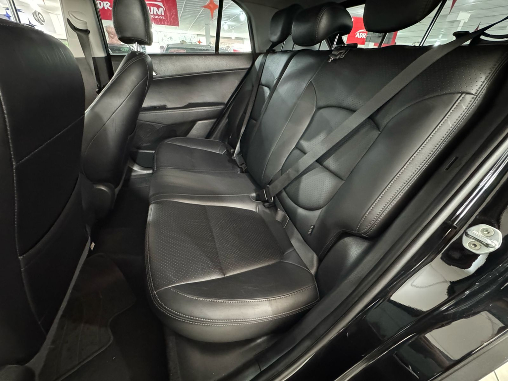 Hyundai Creta Preto
