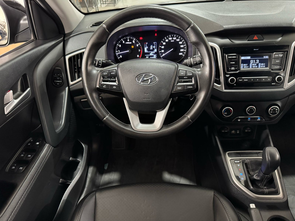 Hyundai Creta Preto
